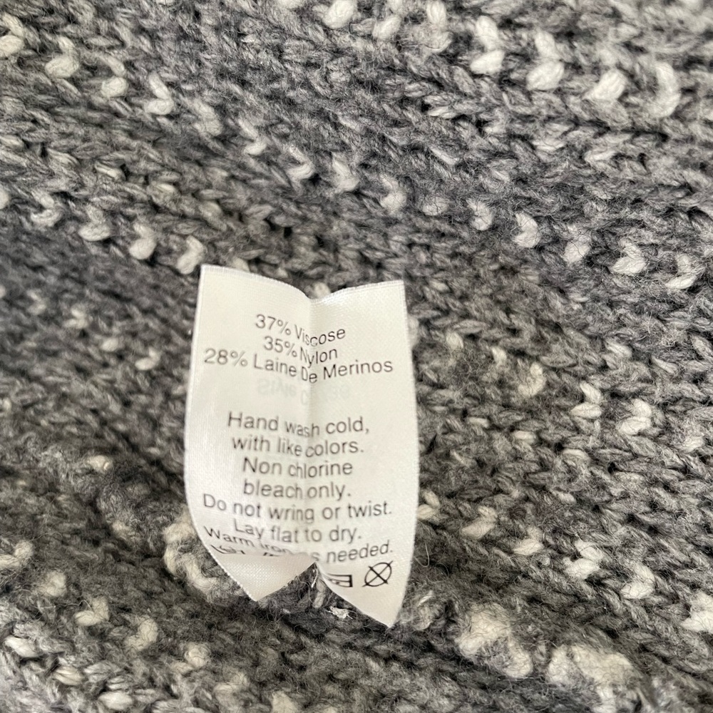 J.Crew Pullover - image 8